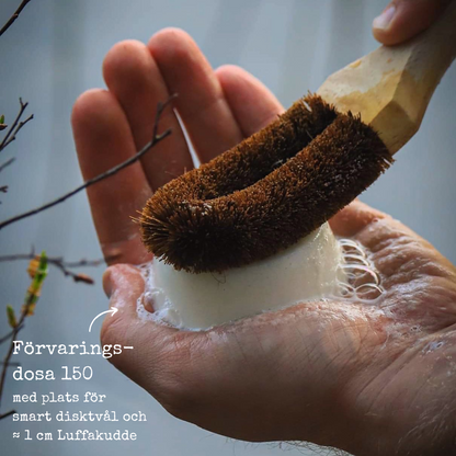 Storage box with space for a loofah cushion